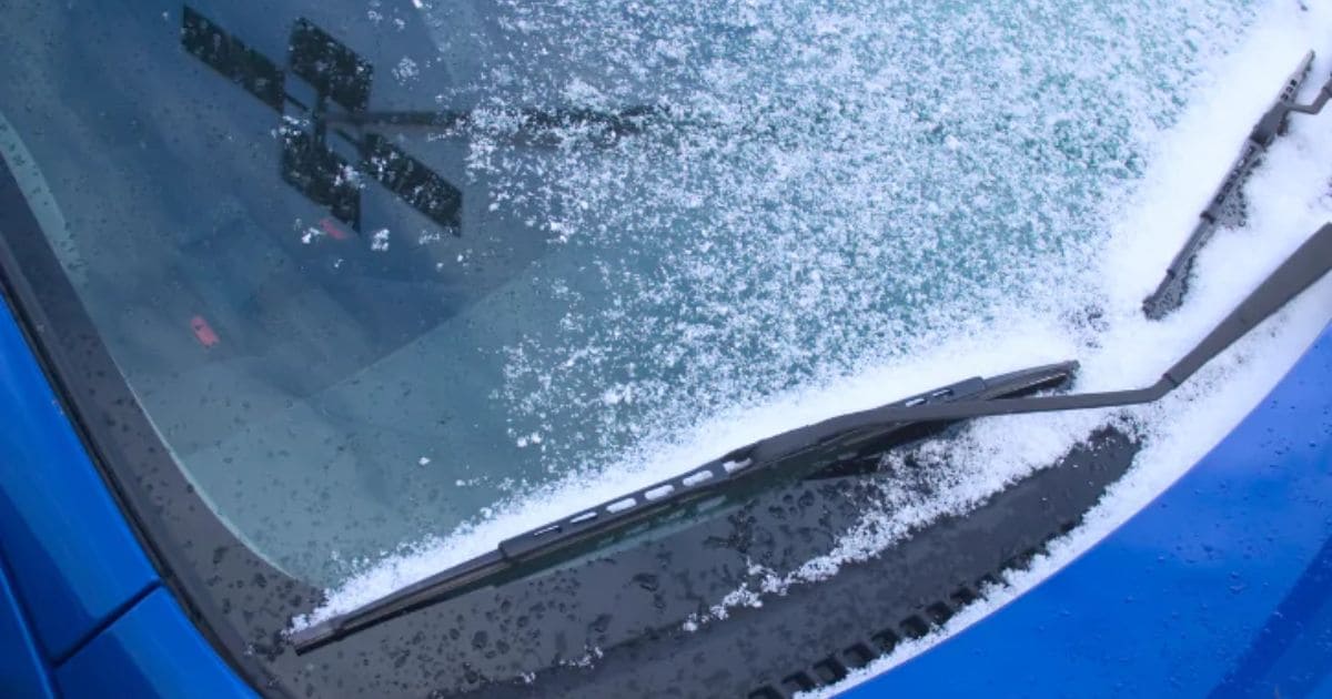 How Weather in Toronto Affects Your Car's Auto Glass