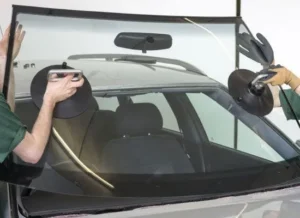 How Long Does a Windshield Replacement Last — Top 7 Factors